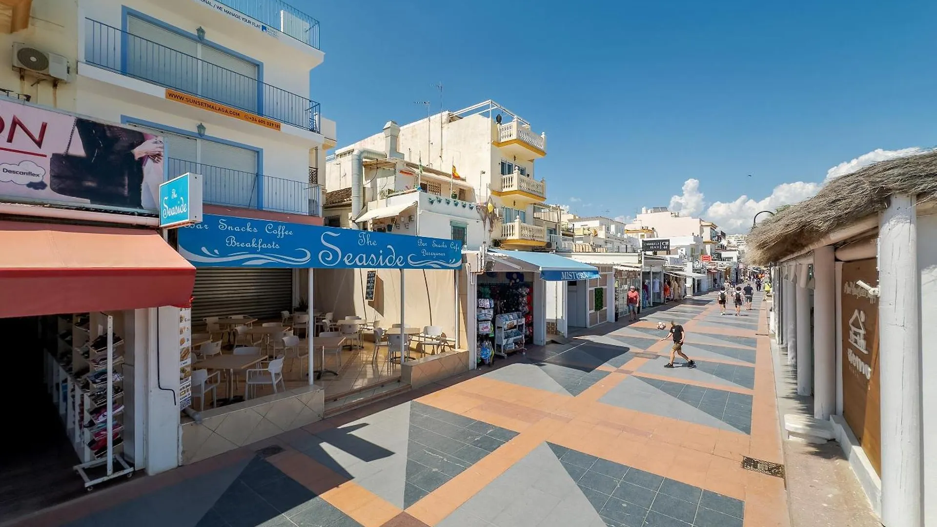 Carihuela - Beach & Sun Torremolinos 0*,  İspanya